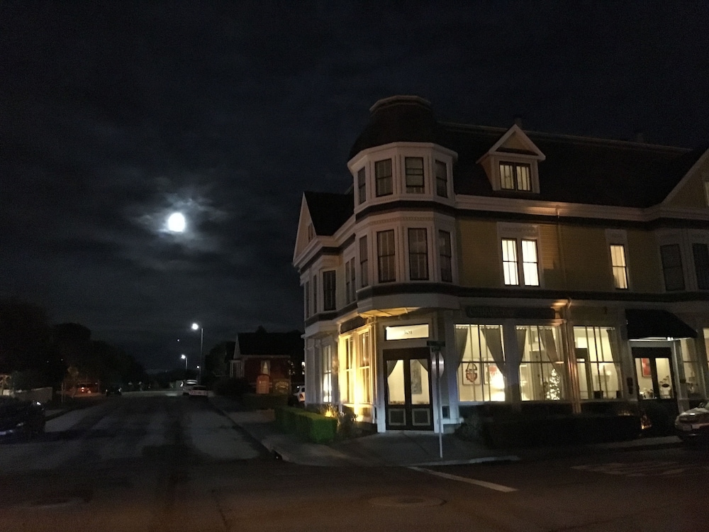 Carter House Inns 3/50