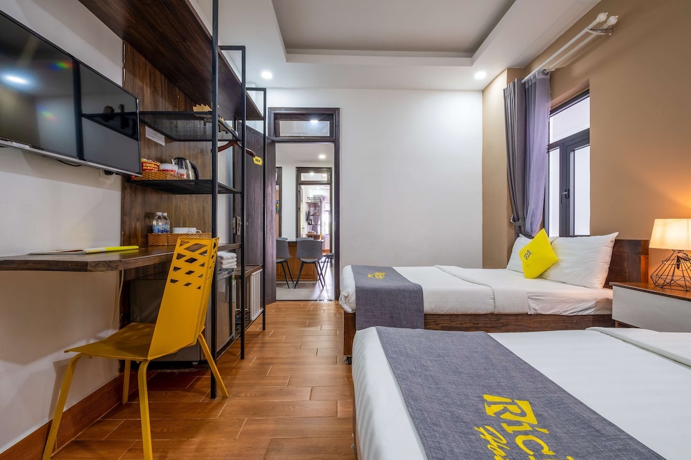 Richy Hotel 21/40