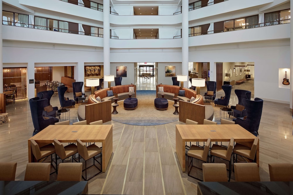 Nashville Airport Marriott 57/72