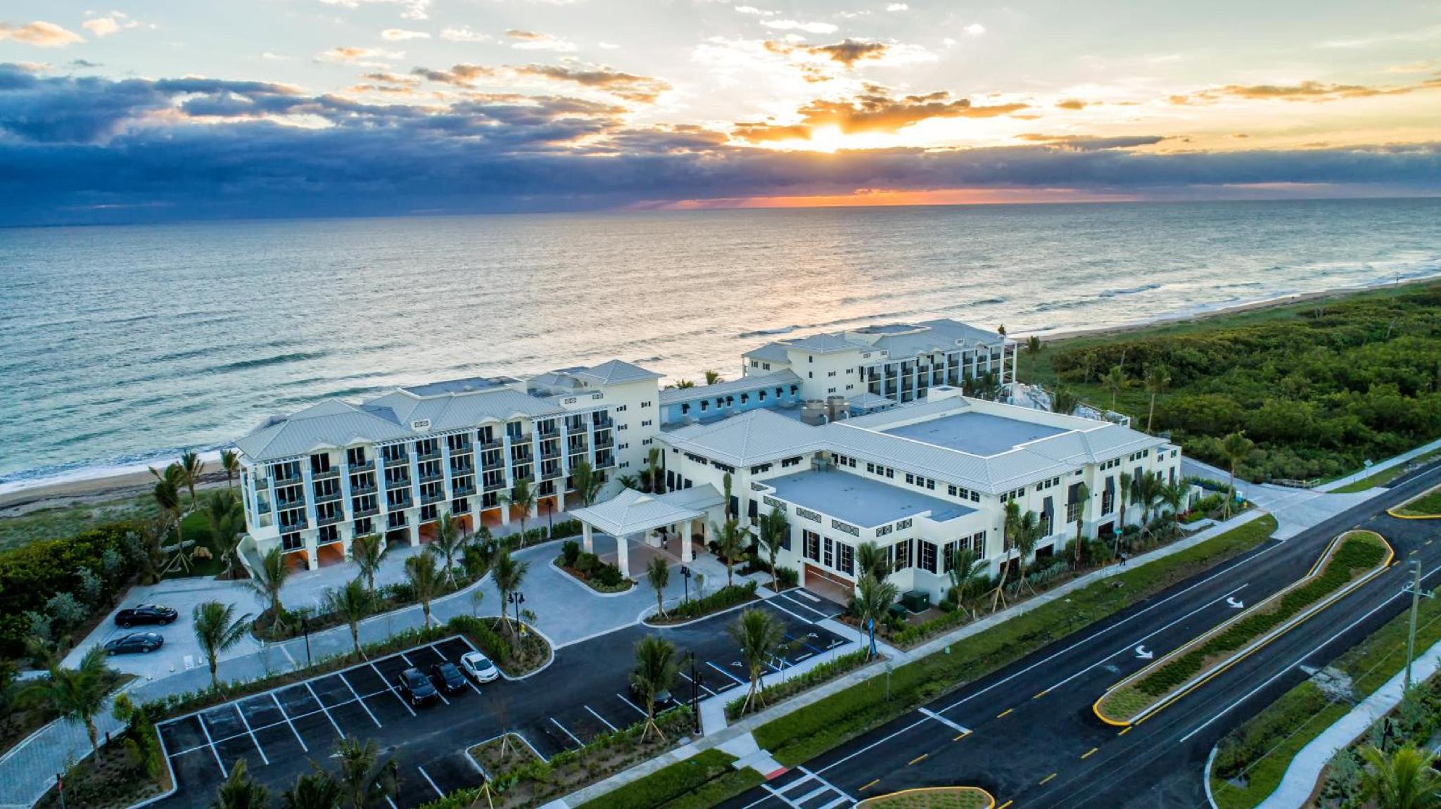 Hutchinson Shores Resort Spa 49/52