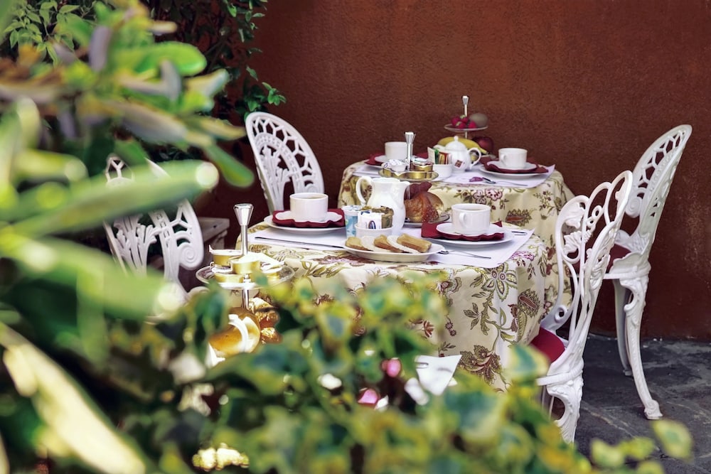 Locanda Fiorita 57/63