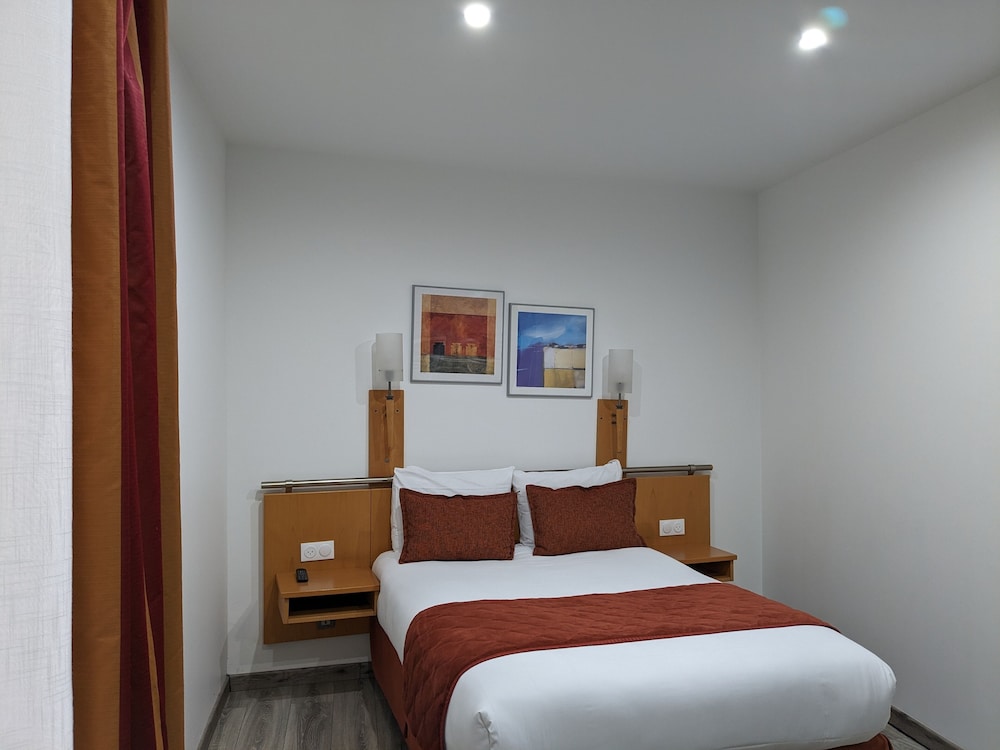 غرفة كومفورت بسرير مزدوج، Morand Hotel 3/10