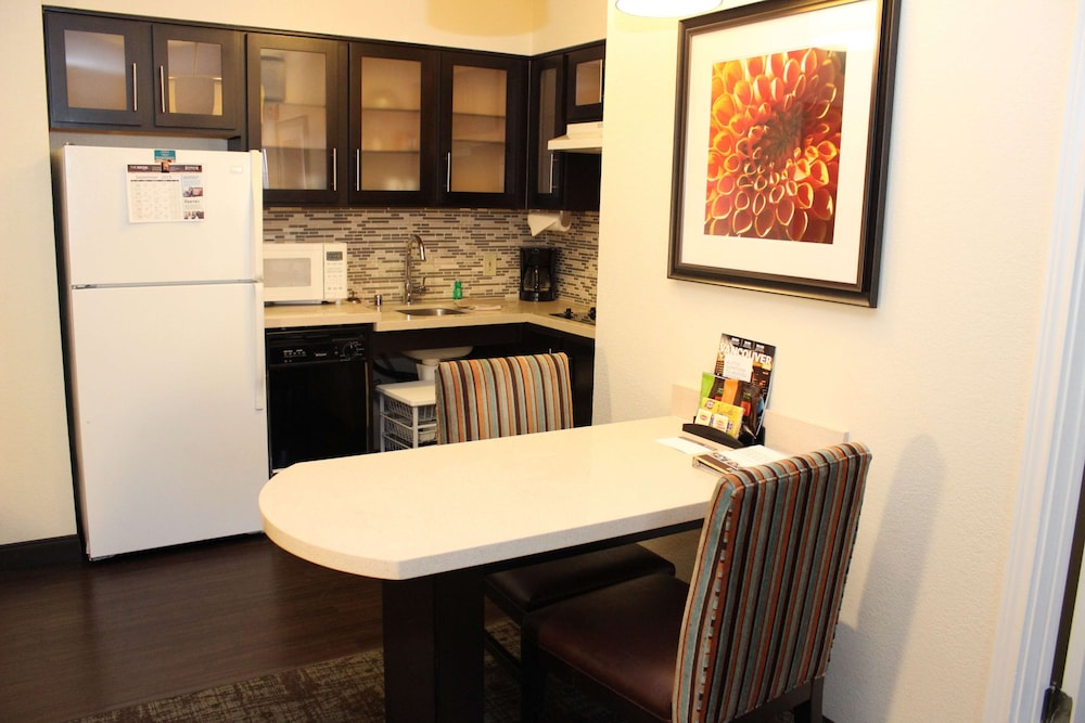 Sonesta ES Suites Portland Vancouver 41st Street 19/39