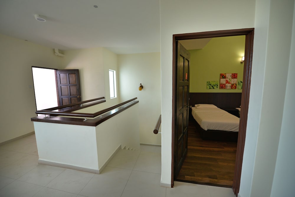 Palm City Villa 30/30