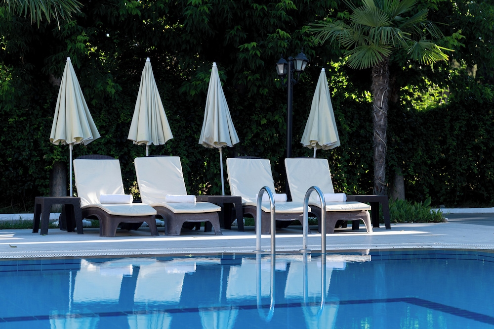 Grand Hotel Derin 40/50