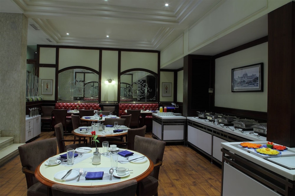 Hotel Regency 32/54