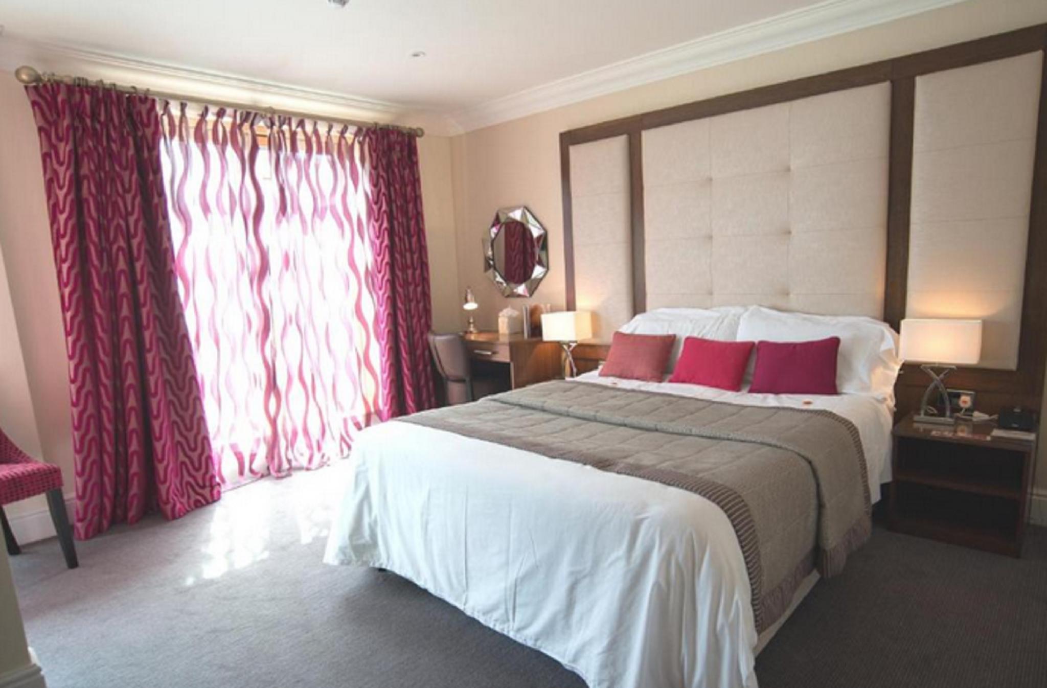 Deluxe, Suite