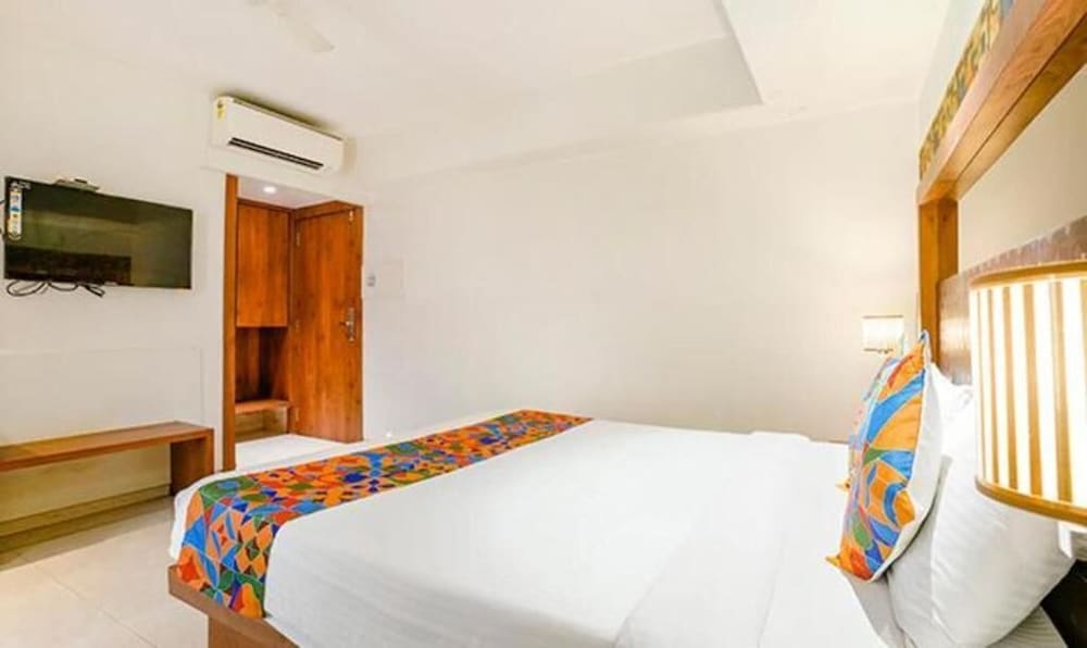 Hotel Srikrishna Paradise 19/46
