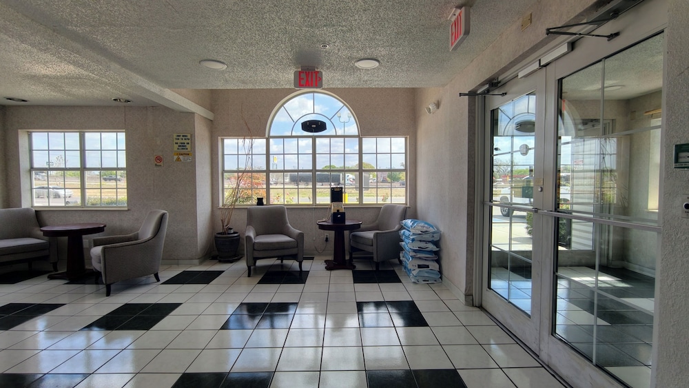 Classic Inn San Marcos, TX 34/60