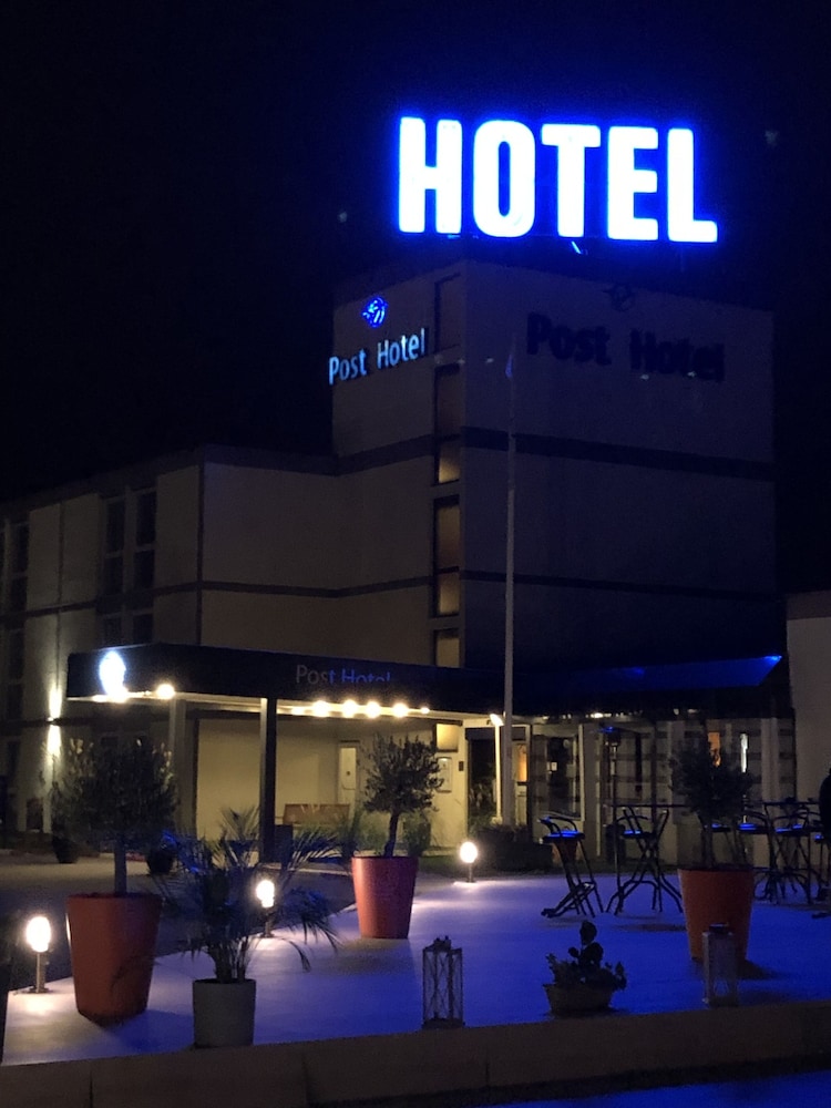 Globales Post Hotel Wellness 2/72
