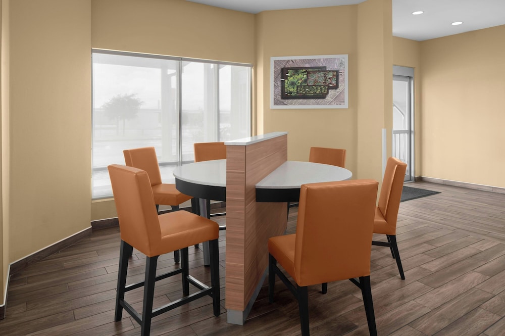 TownePlace Suites by Marriott Kingsville 23/30
