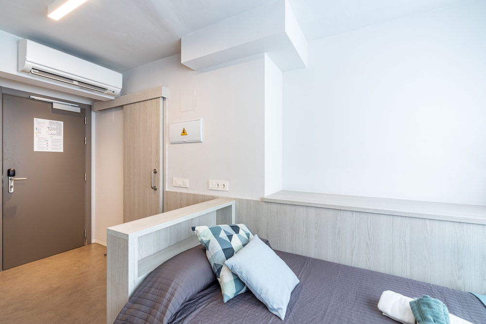 Student Residence Claudio Coello 14/44