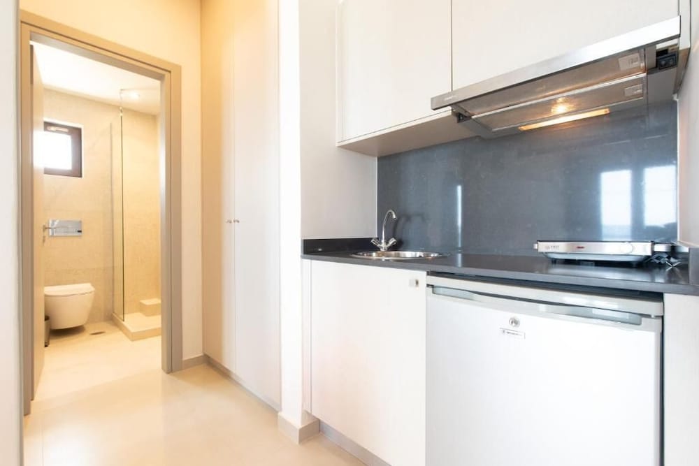 Dimitra Hotel & Apartments by Omilos Hotels 8/48