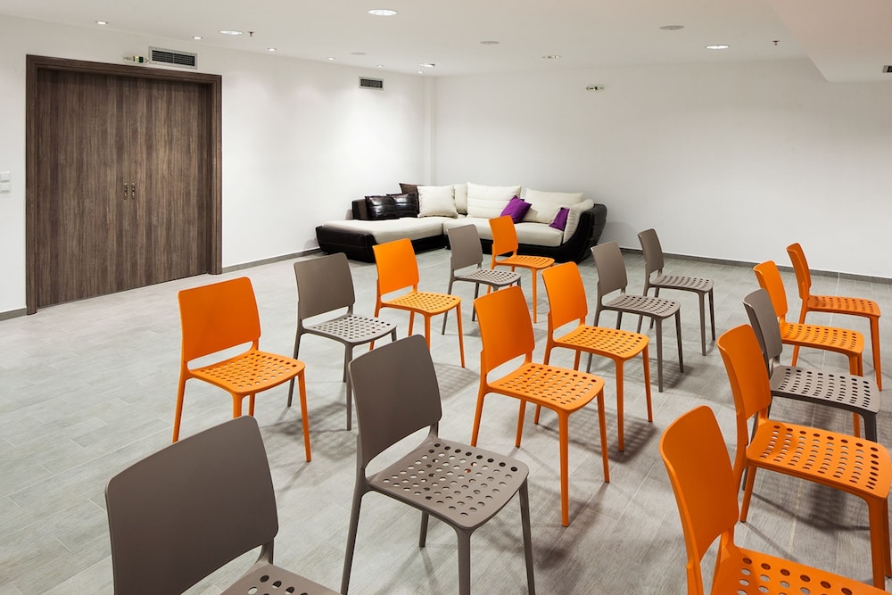 Oniropetra Boutique Hotel 56/75