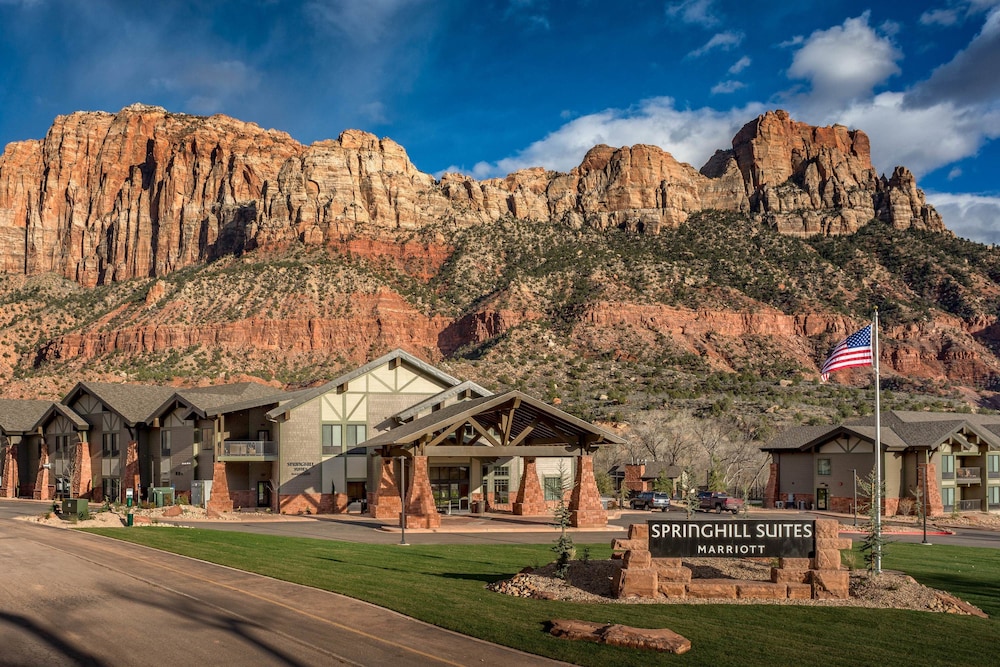 Springhill Suites Springdale Zion National Park 4/52