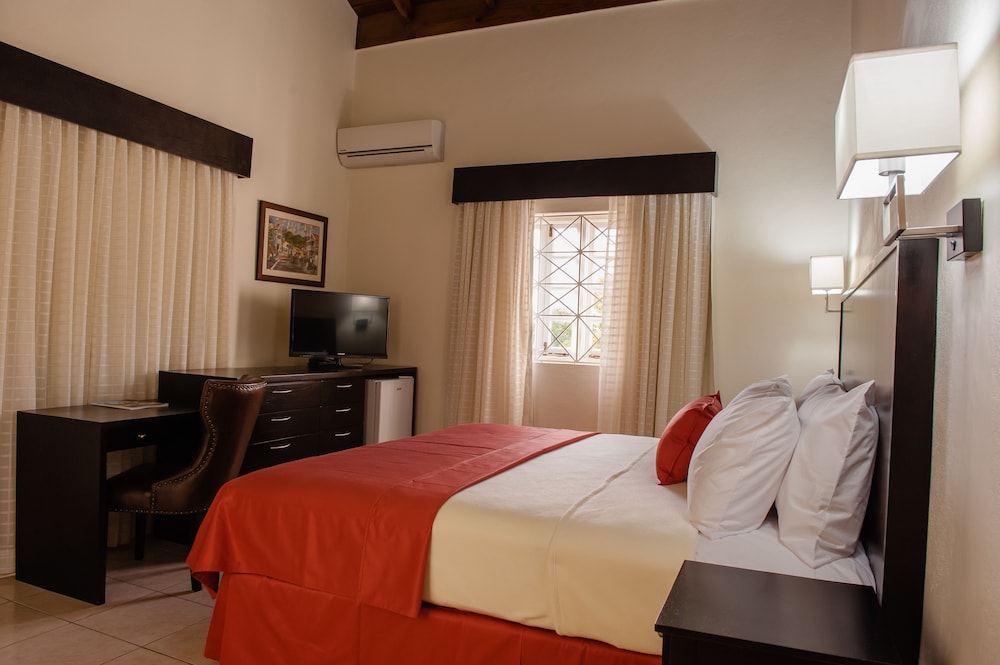 Shirley Retreat Hotel 21/34
