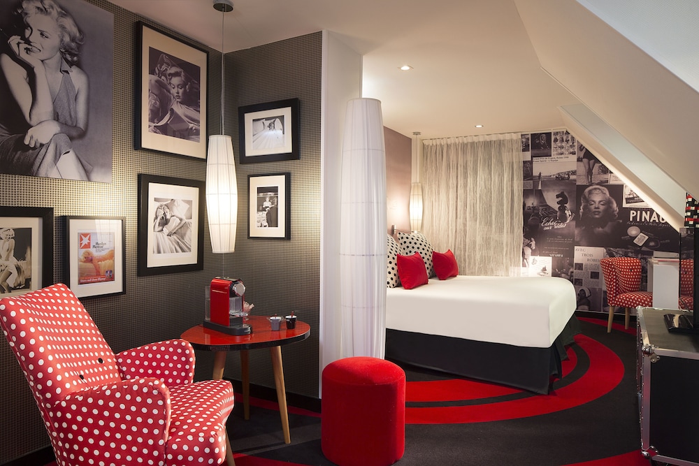 Platine Hotel 46/53