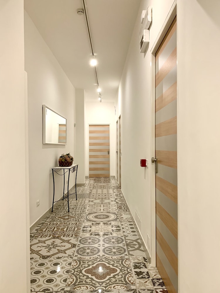 Hotel Marconi 26/50