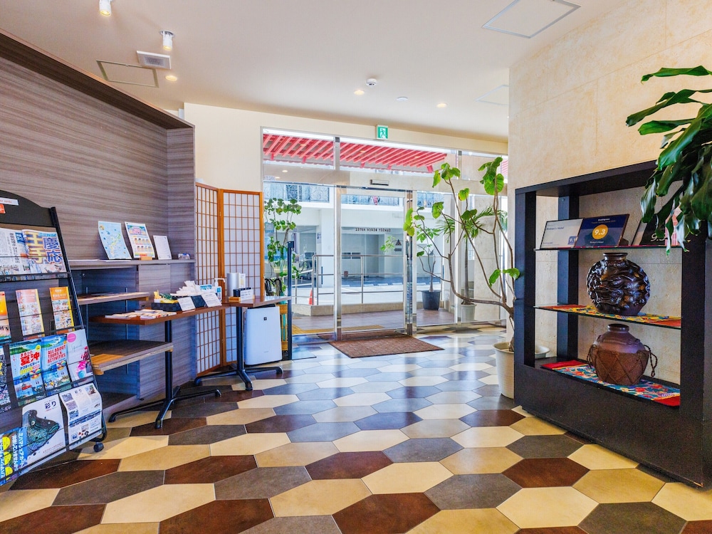 Sunset Beach Hotel 7/55