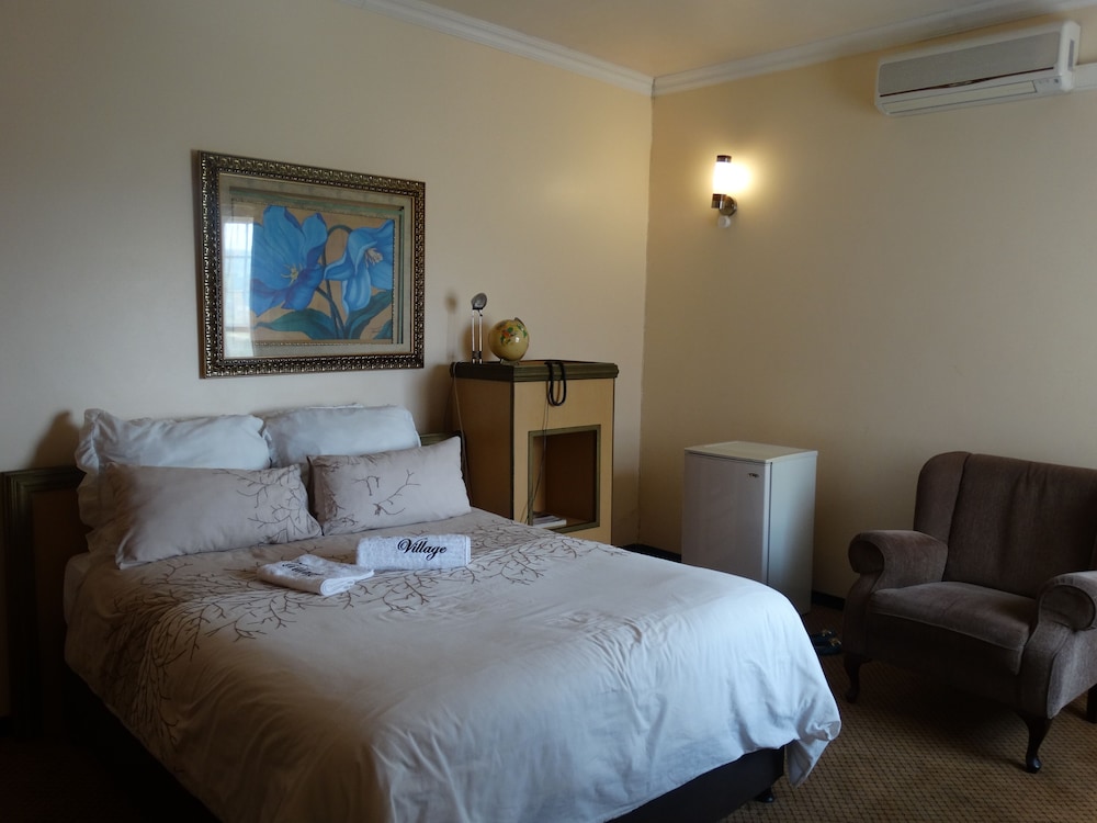 Global Village Guesthouse 5/31