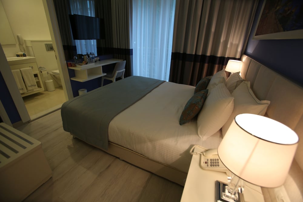 Rawda Hotel Bakirkoy 17/24
