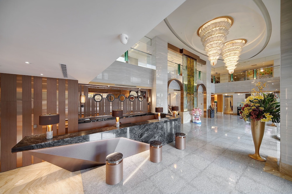 Lobby at Taipei Garden Hotel, TAIPEI
