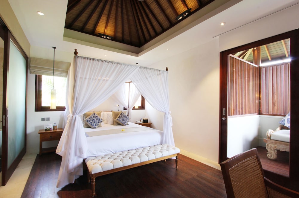 Anapuri Villas 18/50