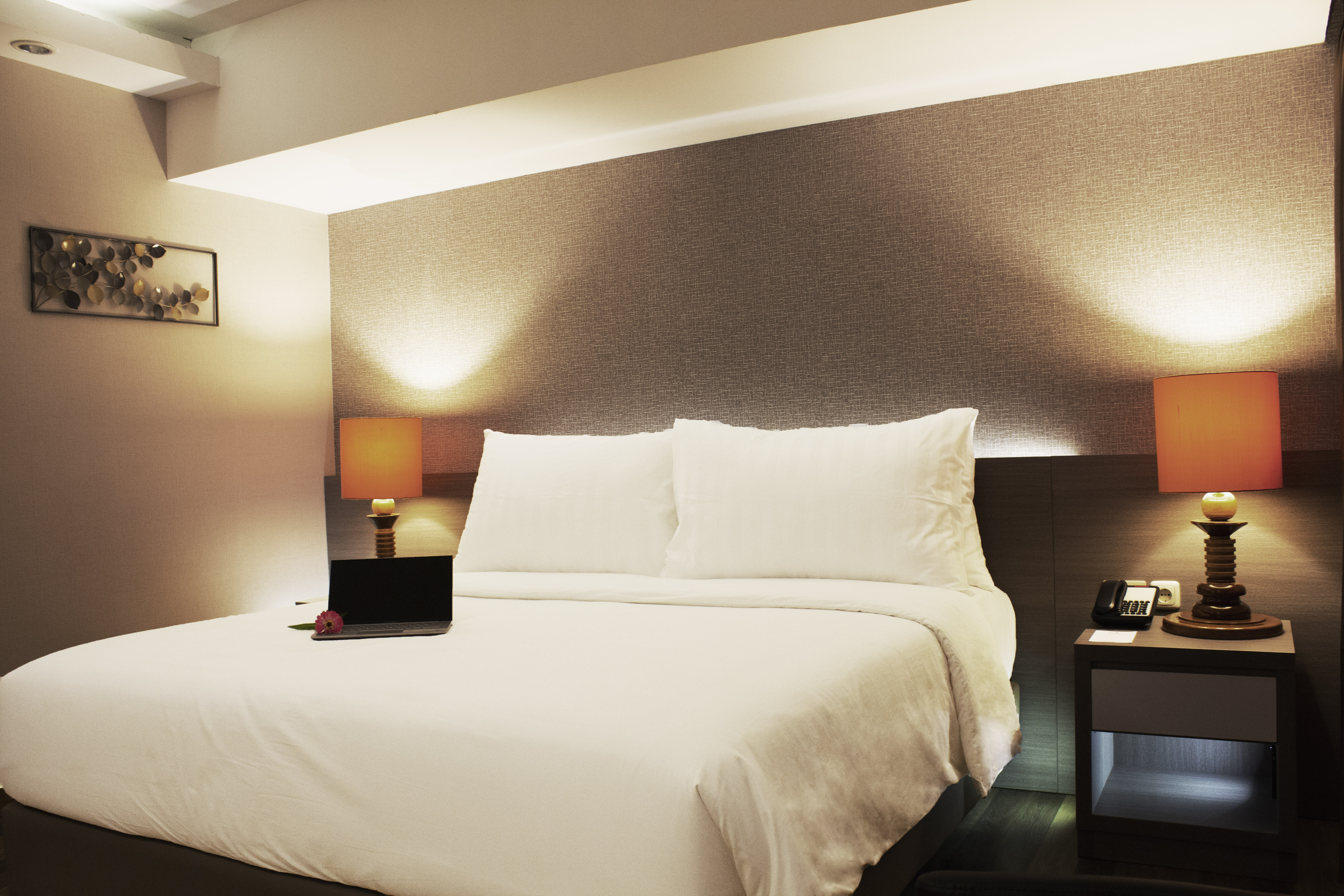 Hotel Suni Sentani Managed by East Season 15/48
