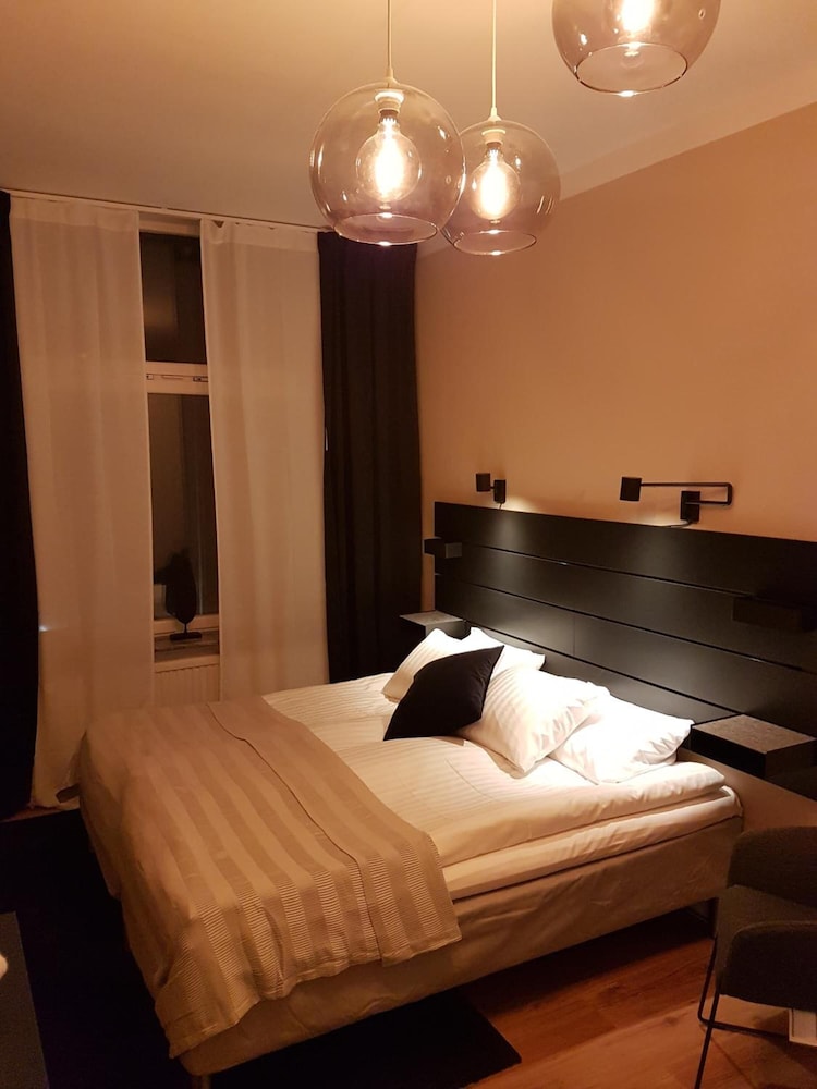 Kong Christians Bed And Breakfast 16/30