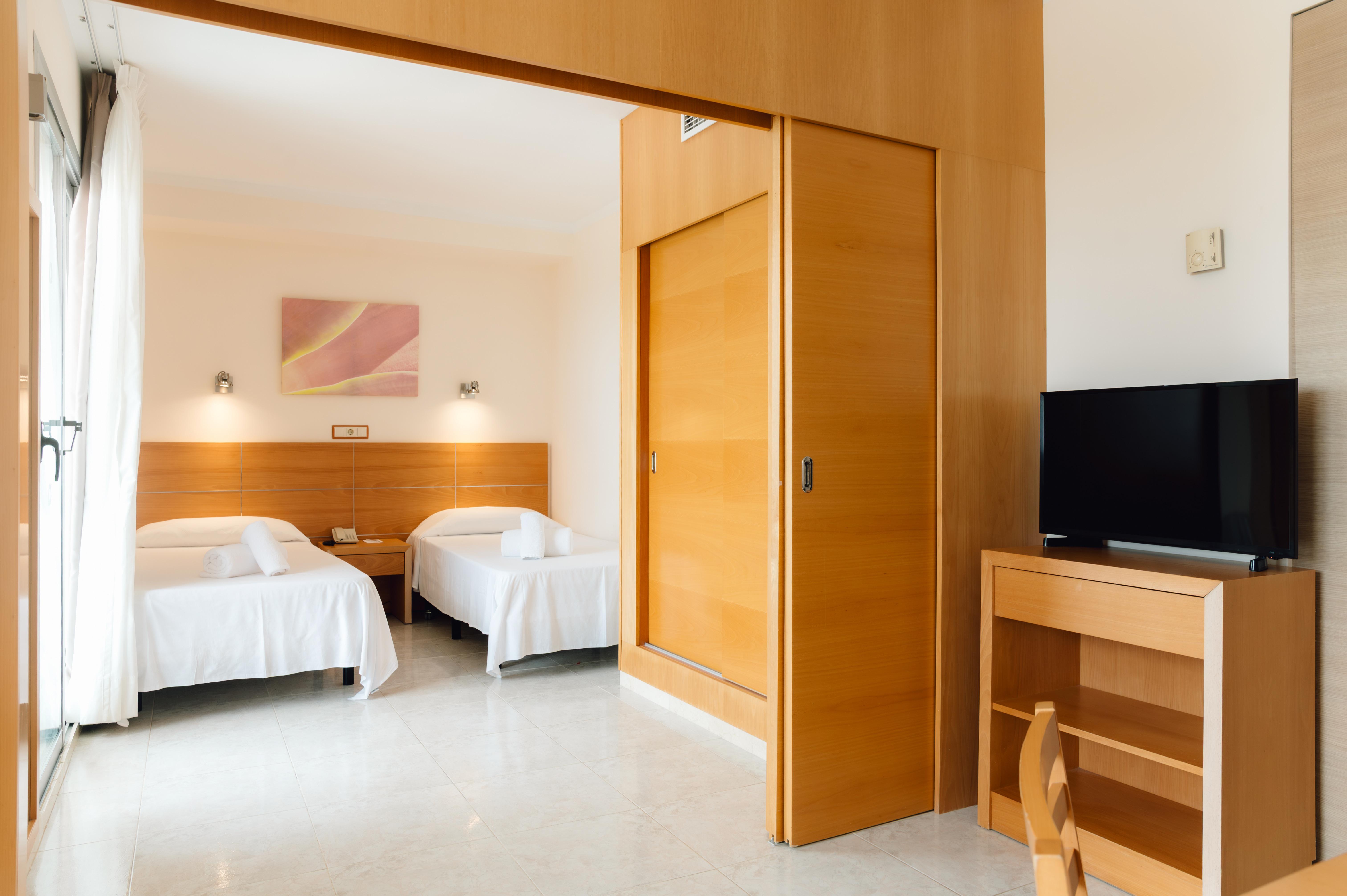 1 Bedroom, Apartment, Balcony or Terrace