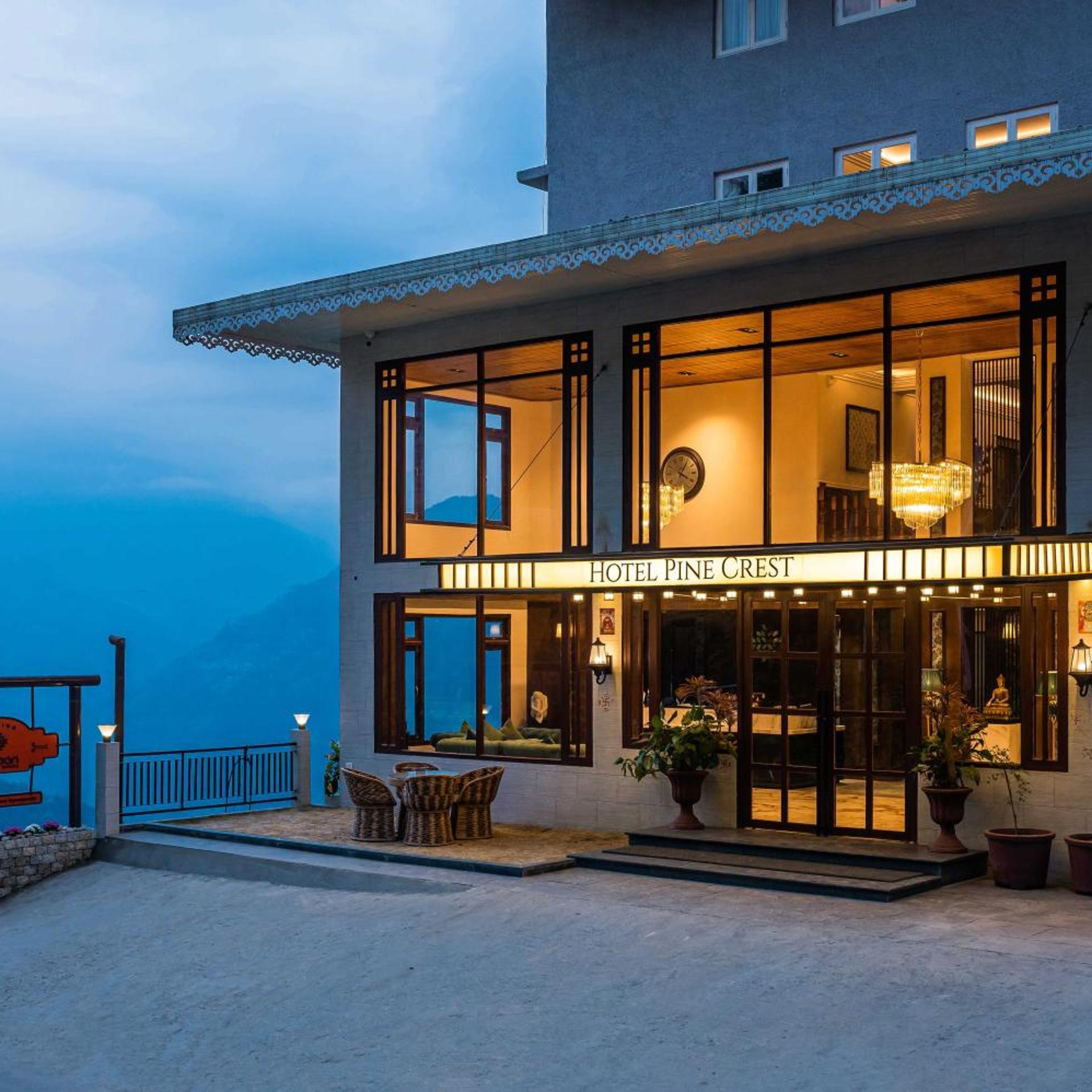 Udaan Hotel Pine Crest Pelling 3/43