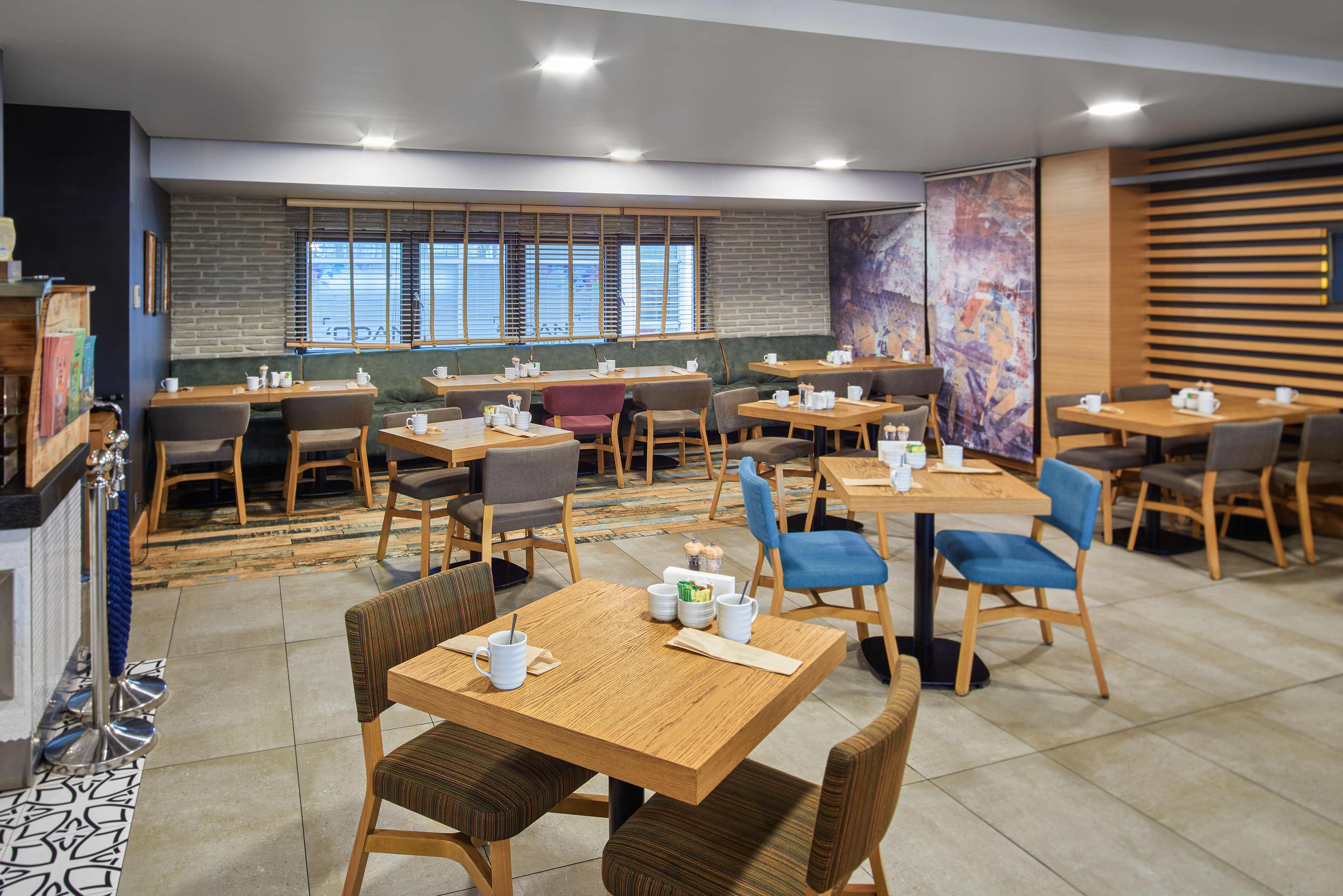 HOLIDAY INN ISTANBUL - KADIKOY 67/78