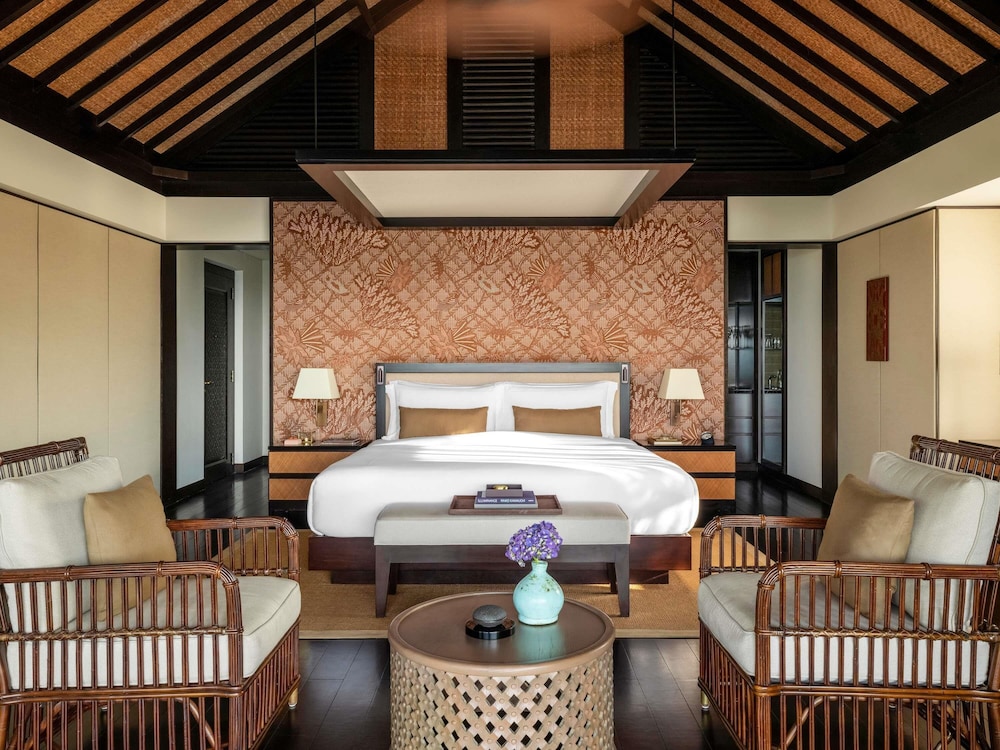 Raffles Bali 14/50