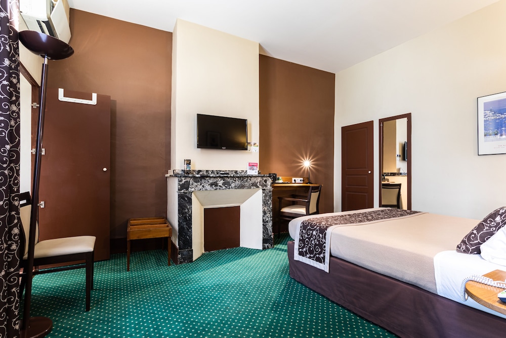 Hotel Heliot 28/66