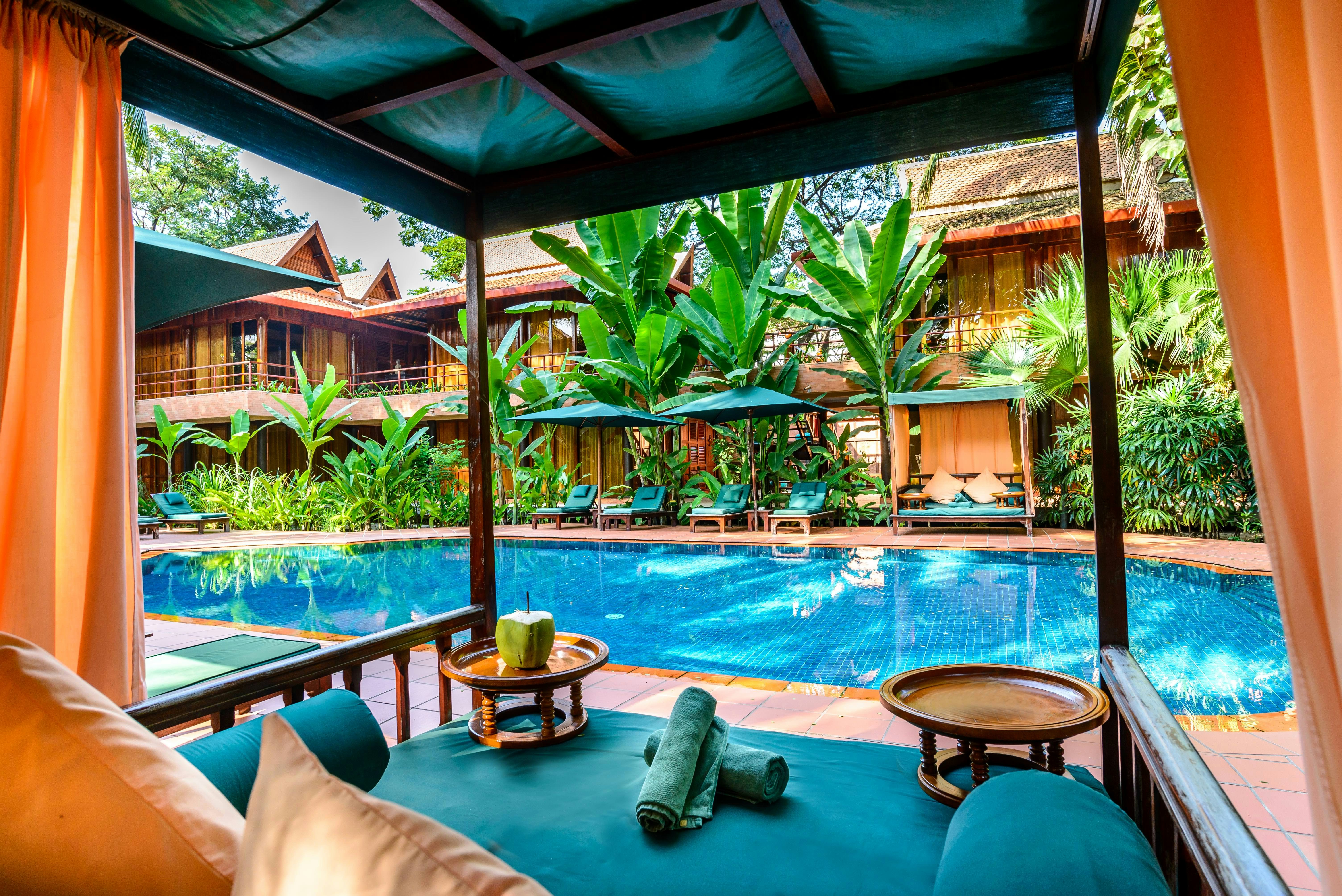 Angkor Village Hotel 25/50