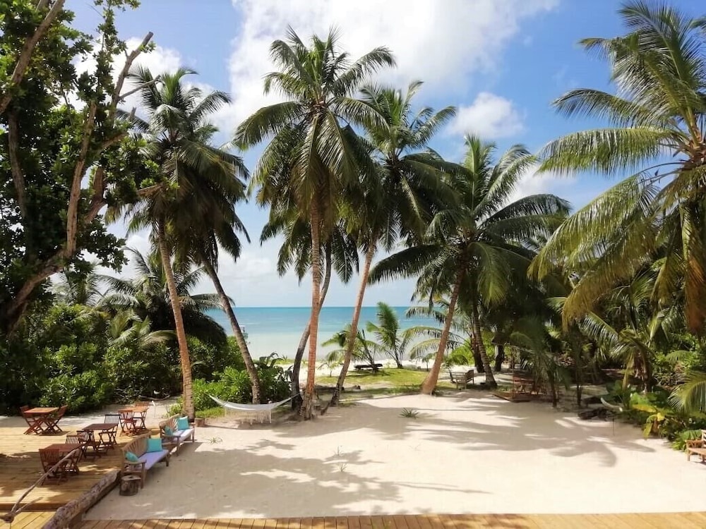 Bliss Praslin Seychelles 59/68