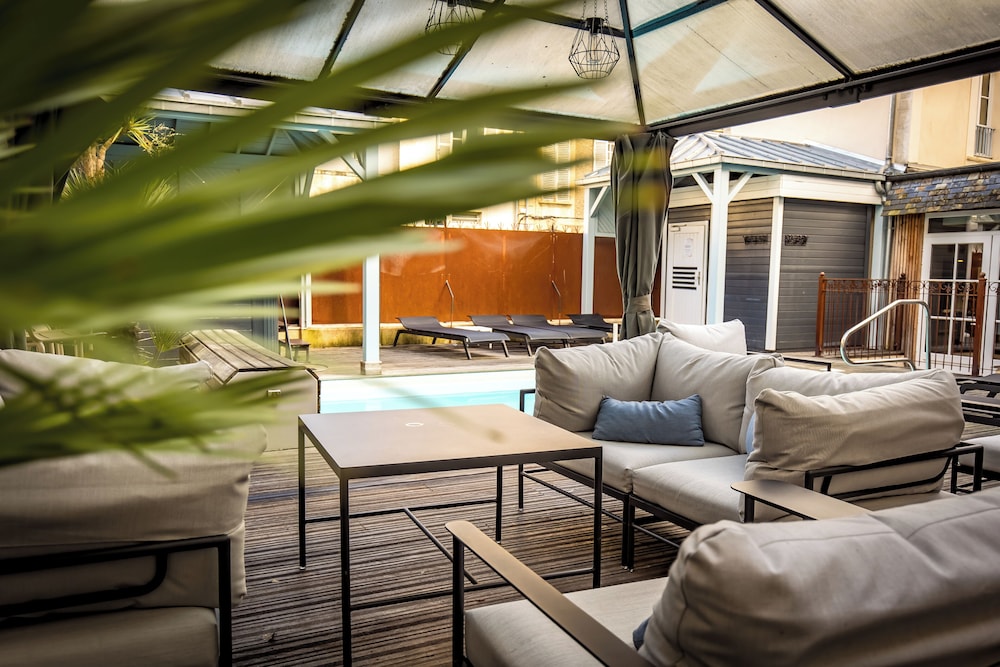 Hotel de Brunville Spa 36/48