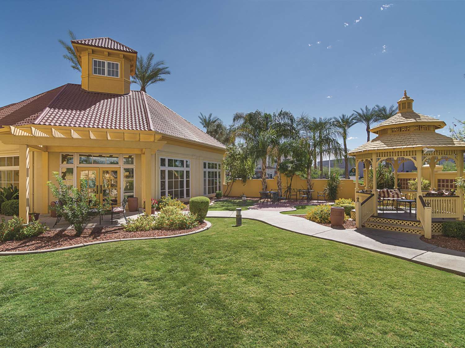 La Quinta Inn And Suites By Wyndham Phoenix Mesa West 50/56