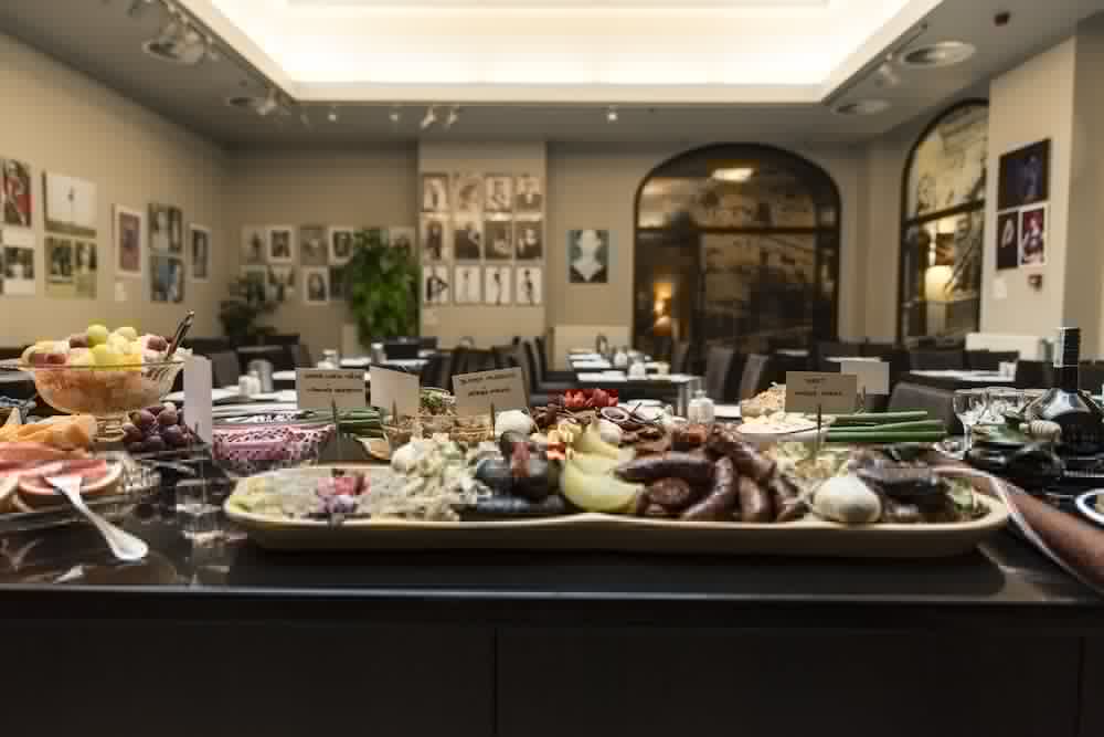 Carat Boutique Hotel 43/57