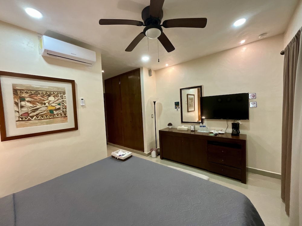 El Zaguán Colonial 12/50