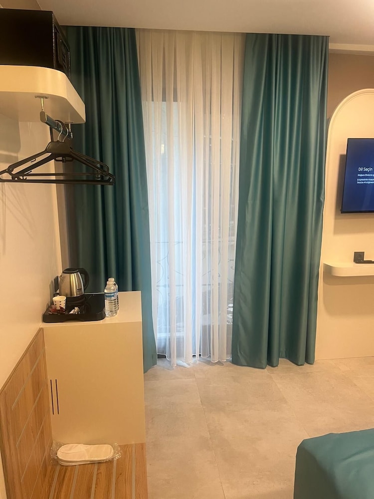 CONCEPT PERA Hotel 13/21