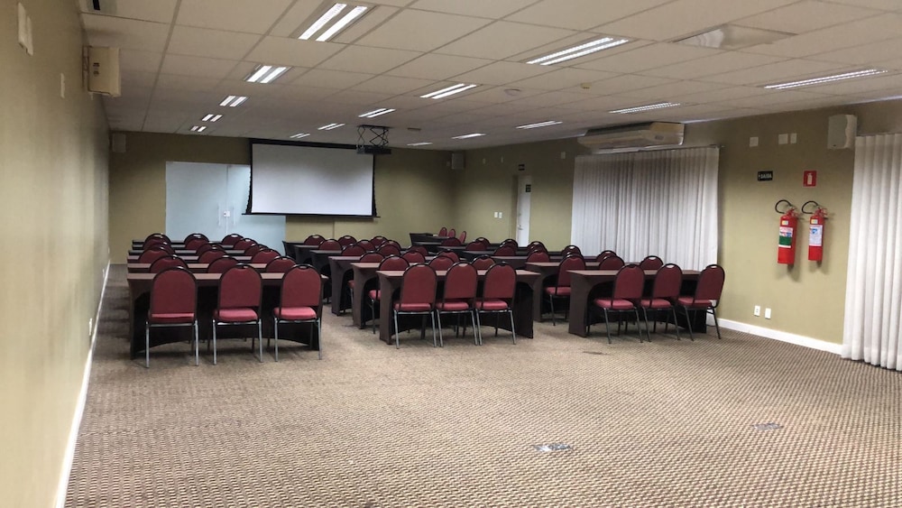 Aracatuba Plaza Hotel 61/74