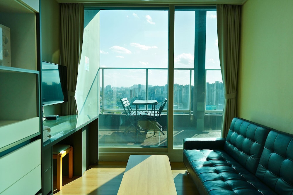 K Hills The Terrace 48/70
