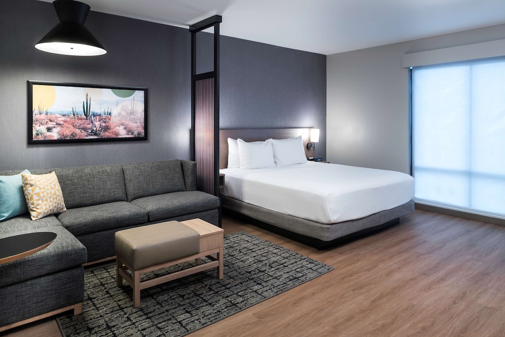 Hyatt Place Tempe/Phoenix/University 7/48