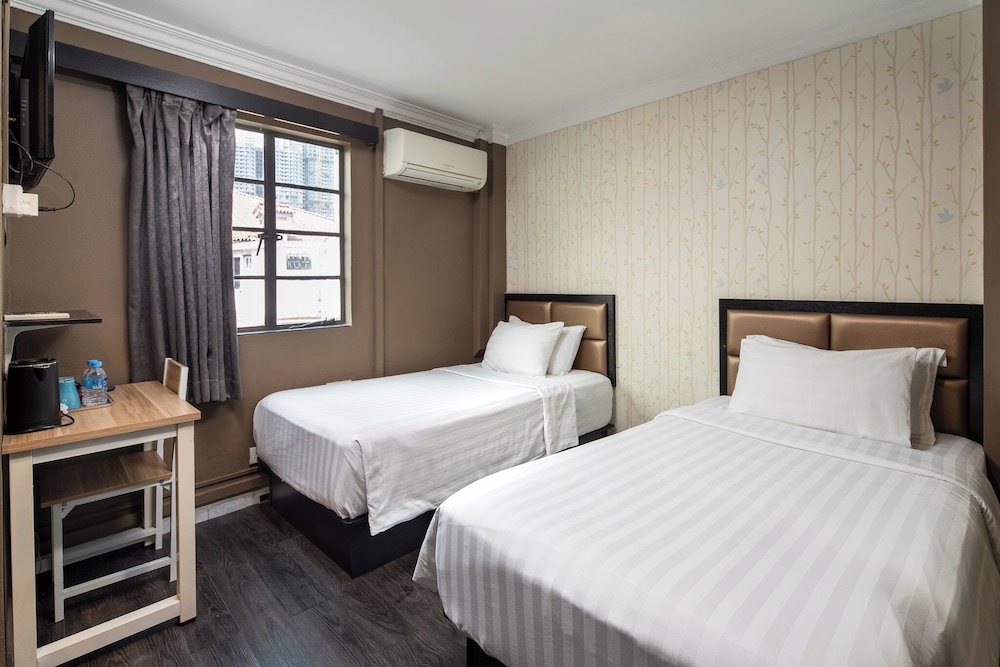 SUPER, DELUXE, TWIN BEDS