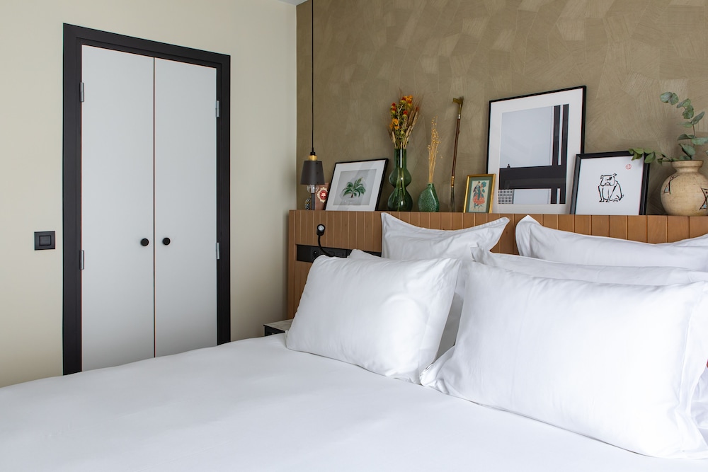 Hotel Maison Mere 12/60