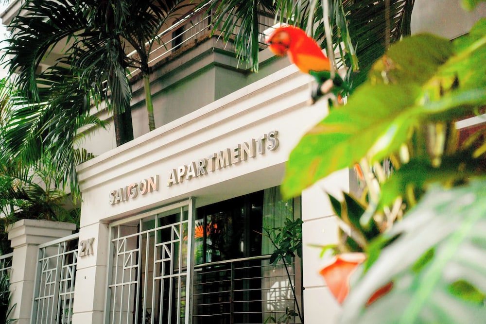 Saigon Apartments 7/72