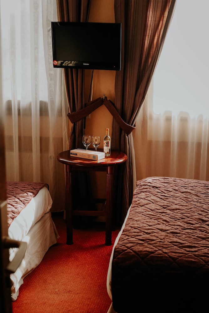Hotel Crystal 22/69