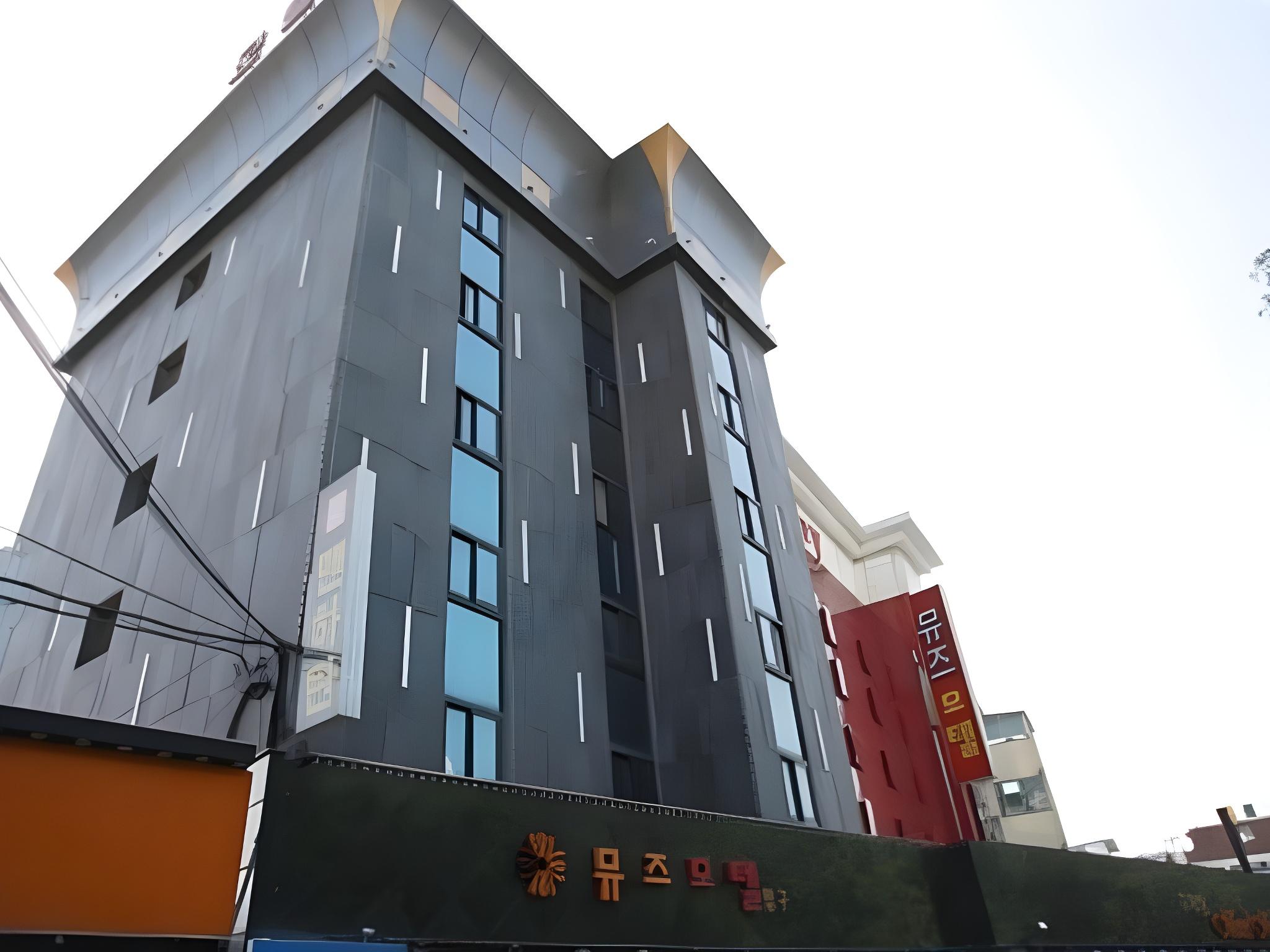 Muse Motel Gimpo 4/21