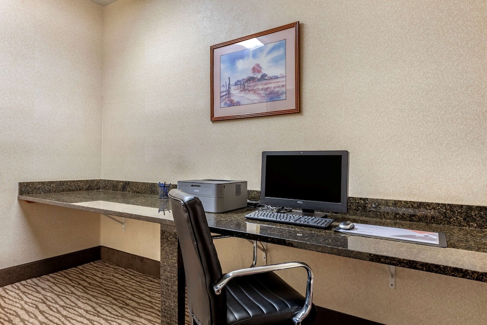 Comfort Suites Castle Rock - Denver South 29/35